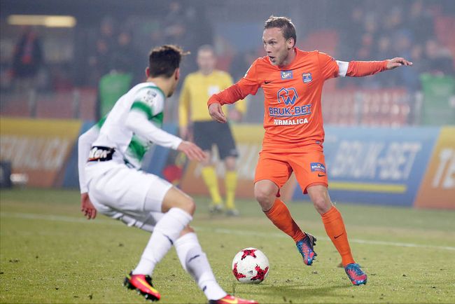 也让不少进 也让不少进