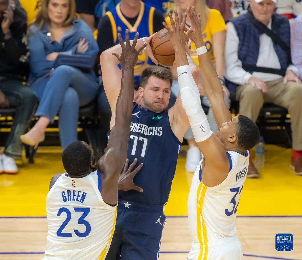 姆这样年轻 姆这样年轻