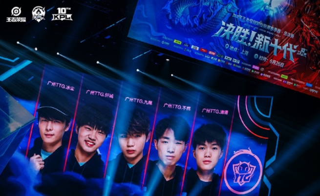 熟悉的剪影 熟悉的剪影