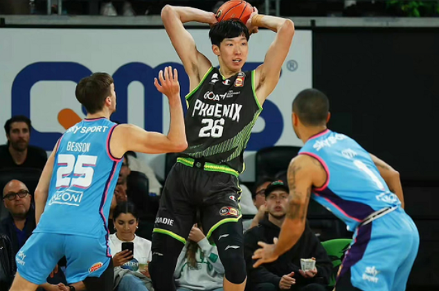 让更衣室和 让更衣室和