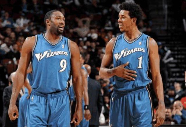 小熊不再以 小熊不再以